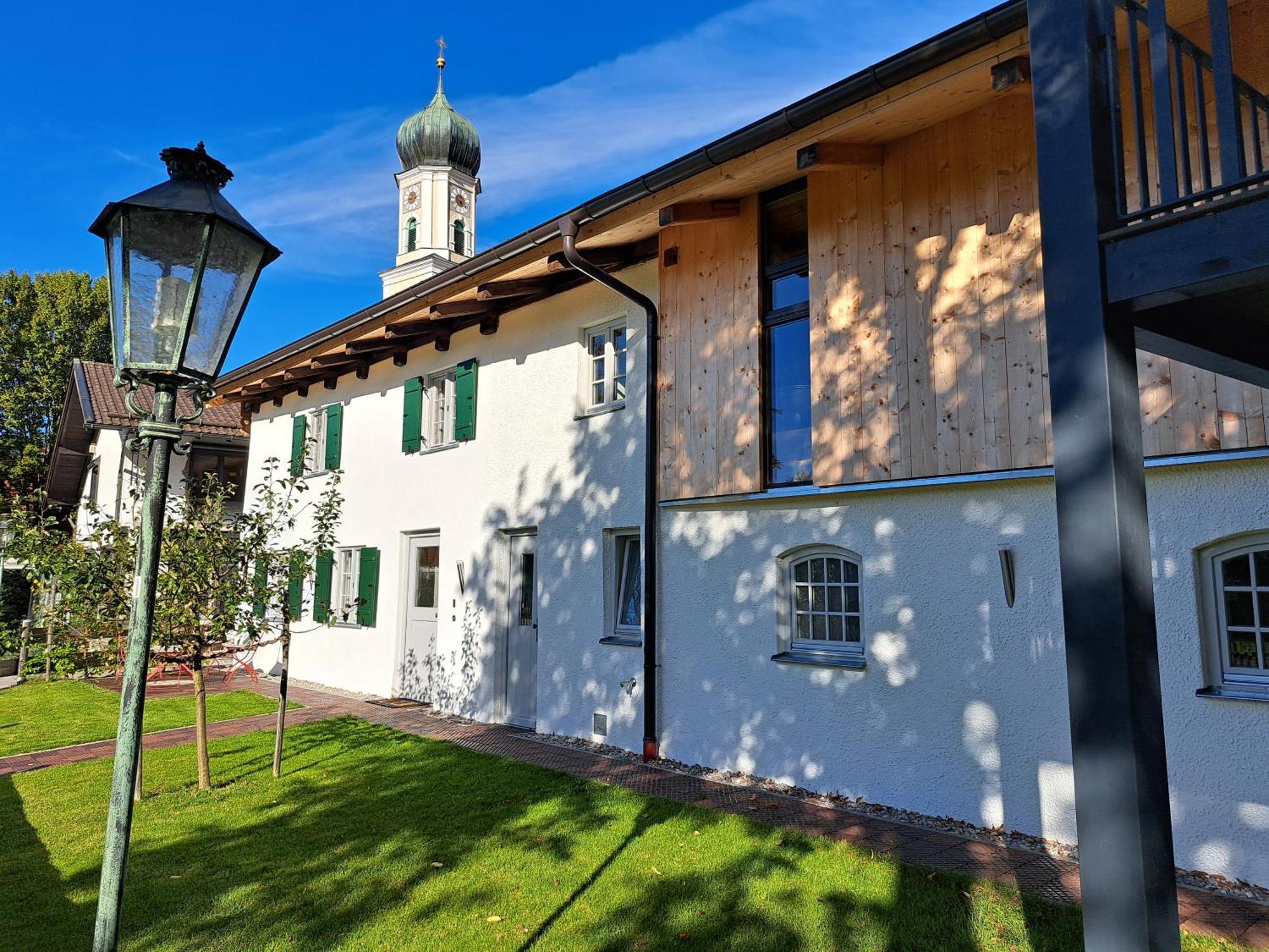 Neu! Ferienwohnungen Im Lueftlmalereck, Hennalahaus Oberammergau Eksteriør bilde