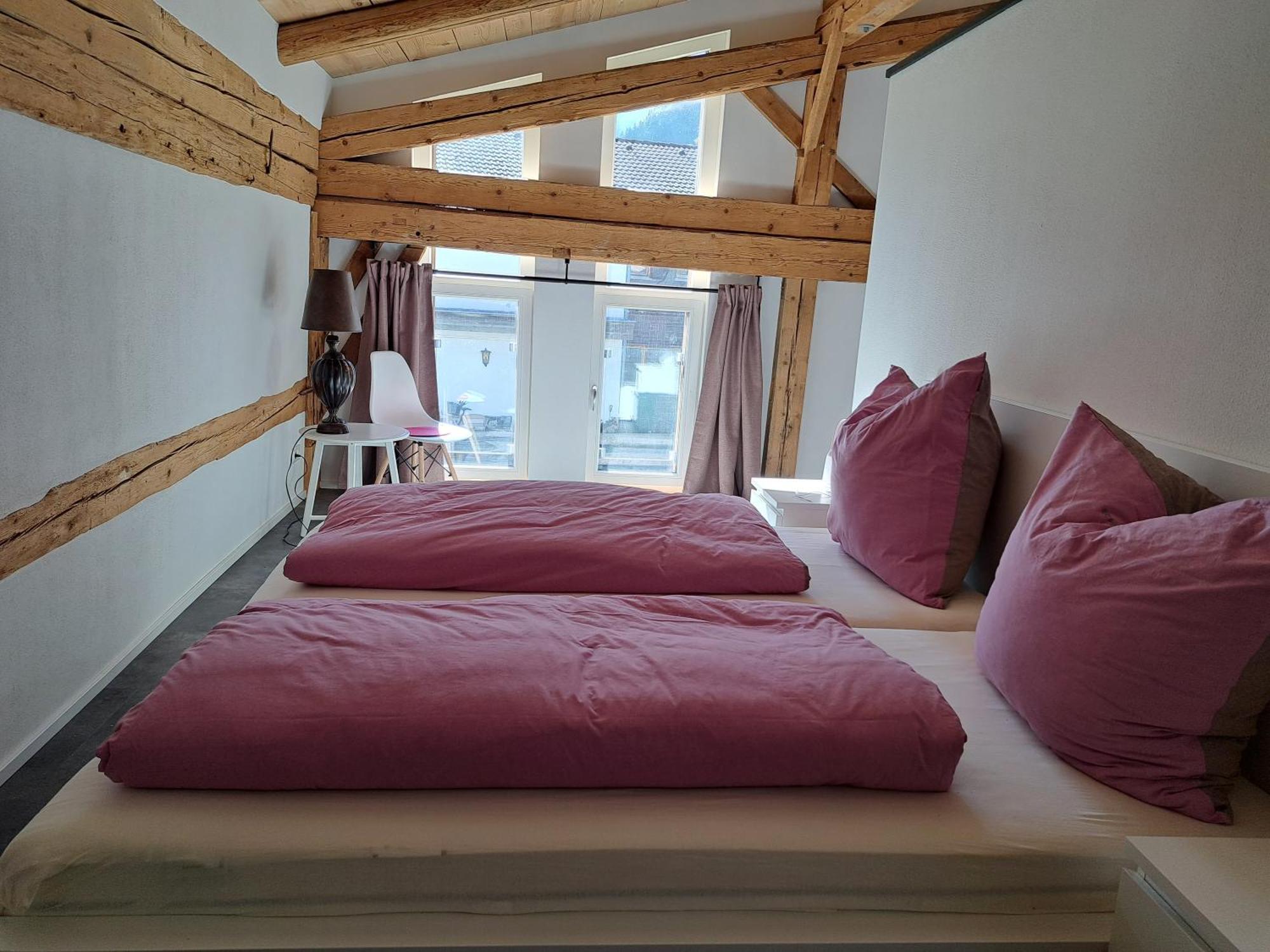 Neu! Ferienwohnungen Im Lueftlmalereck, Hennalahaus Oberammergau Eksteriør bilde